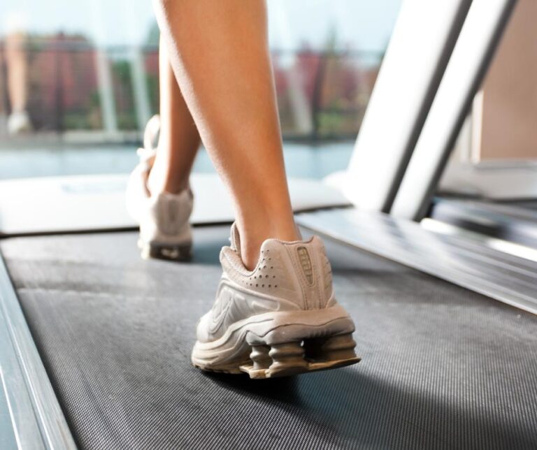 How to Use a Treadmill [Beginner To Pro Tips] — Treadmill Trend